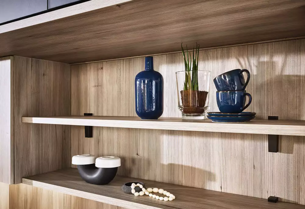 Pino Kueche modern Indigoblau Holz hell