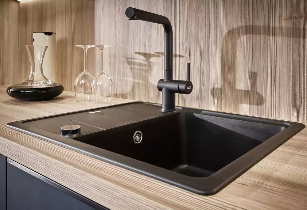 Pino Kueche modern Indigoblau Spuele