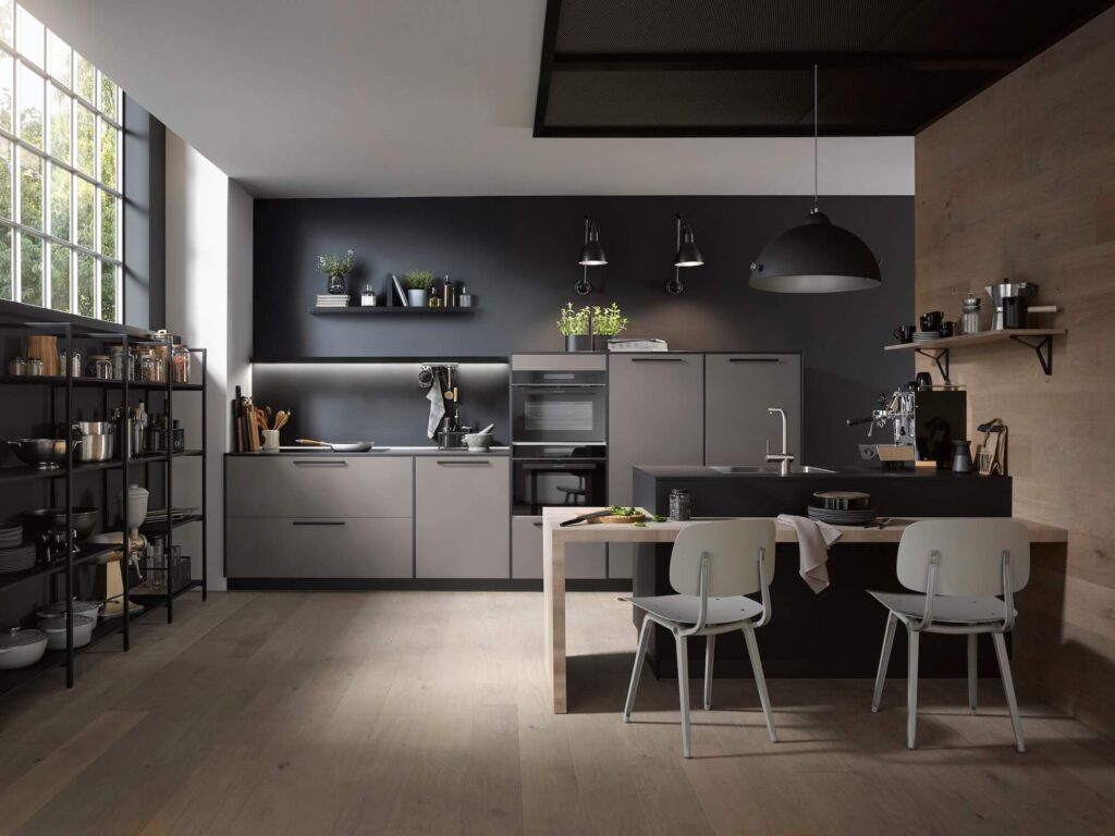 Häcker Designküche mit Insel Perlgrau perfect soft