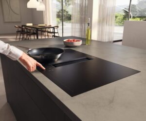 Miele Induktionskochfeld-mit-Muldenluefter-mattes-Finish